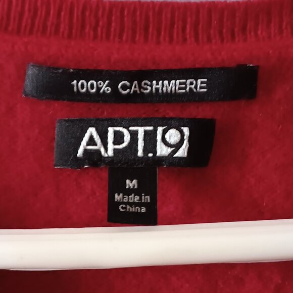 Apt.9 Cashmere V Neck Sweater, size M - Picture 3 of 5